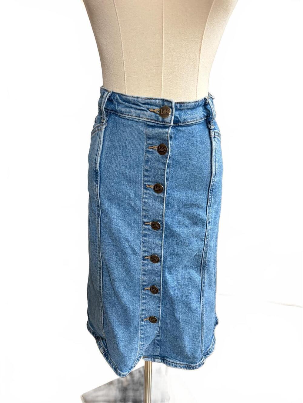Vintage Lee High-Rise Medium Wash Denim Button-Front Skirt Size 26